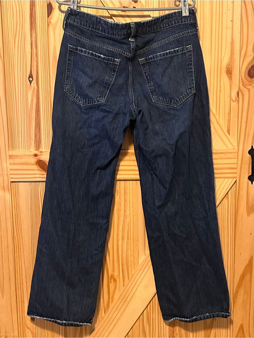 Hollister Low-Rise Baggy Jeans - Picture 4 of 4